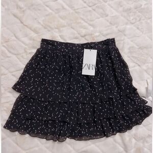 Zara Women’s Polka Dot Skirt Black XS,‎ S